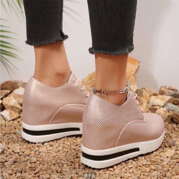 Shoes With Wedge Heels NWT - Picture 7 of 8